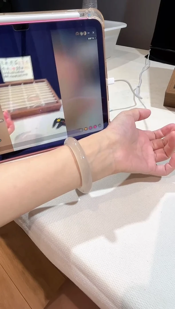 玛瑙/玉髓手镯未镶嵌54鉴赏期48小时