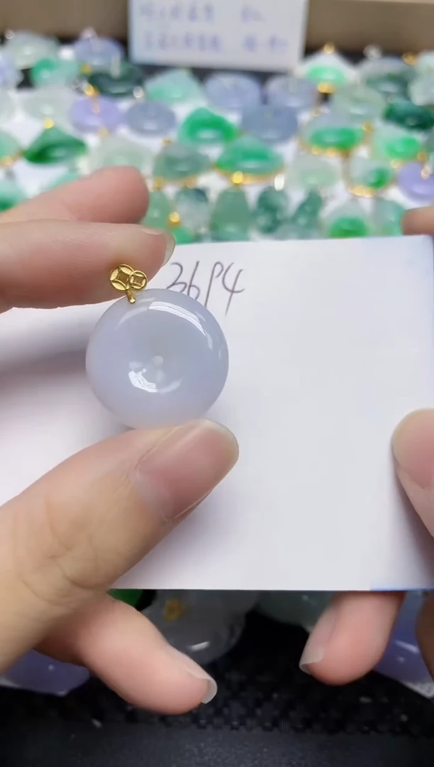 翡翠未镶嵌颈饰天然缅甸翡翠A货