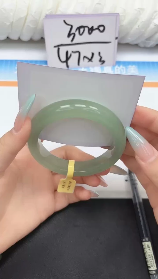 未镶嵌手镯石英质玉134-63