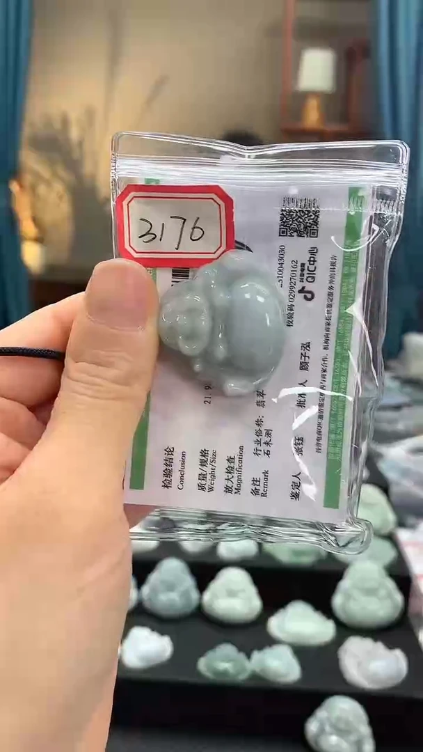 颈饰未镶嵌翡翠佛公3176