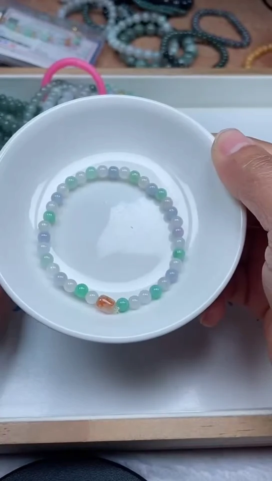 【闪购商品】翡翠手链未镶嵌卡5