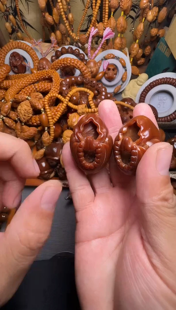 手串橄榄核无相佛一对