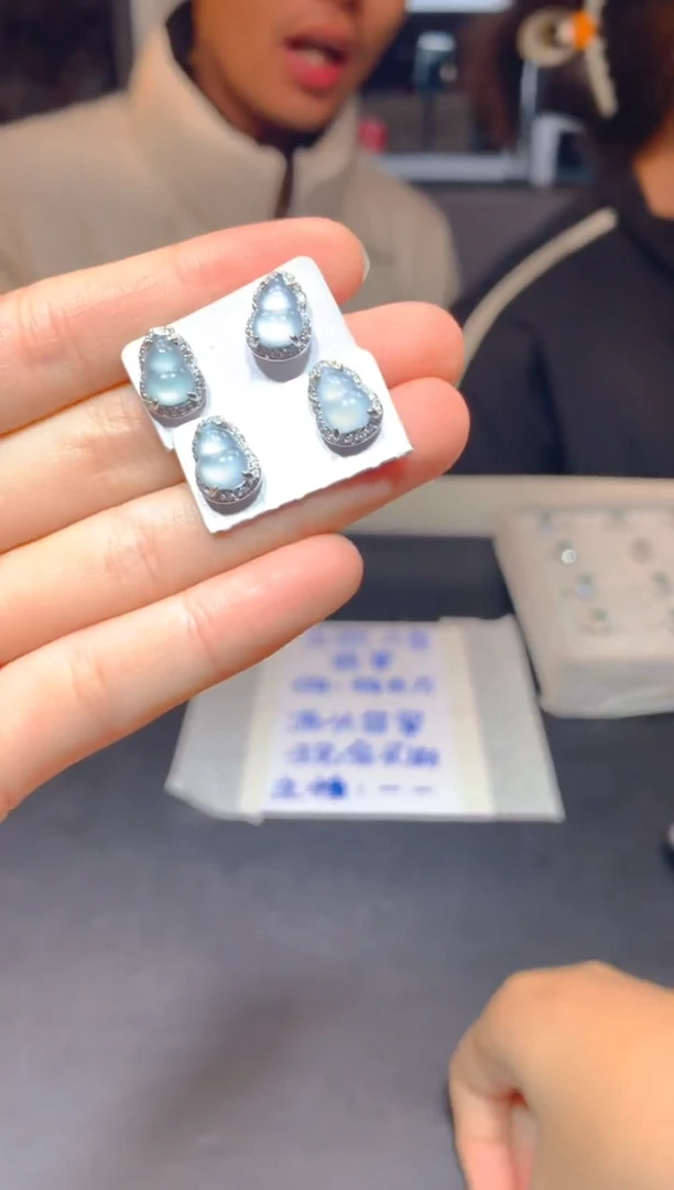 【闪购商品】定制翡翠未镶嵌2多样性发货(发其一）