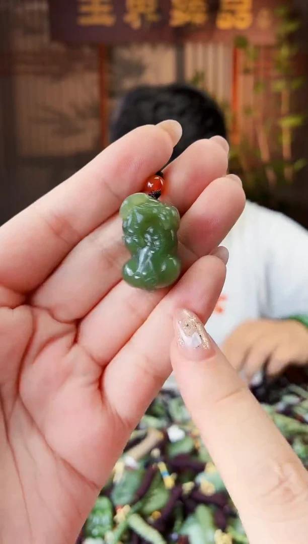 未镶嵌和田玉挂件多样性发货拍一发一