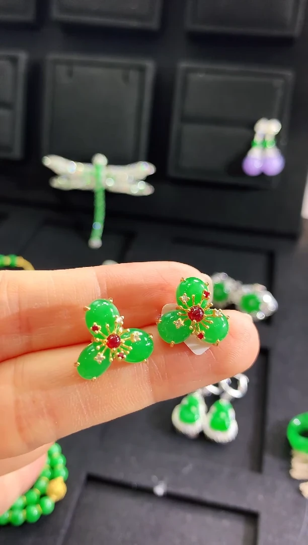 【闪购商品】翡翠耳饰18K金镶嵌耳饰