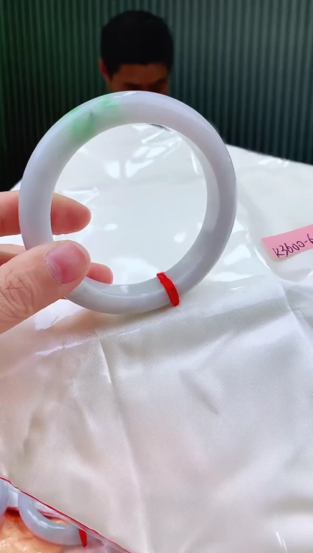 未镶嵌手镯翡翠60