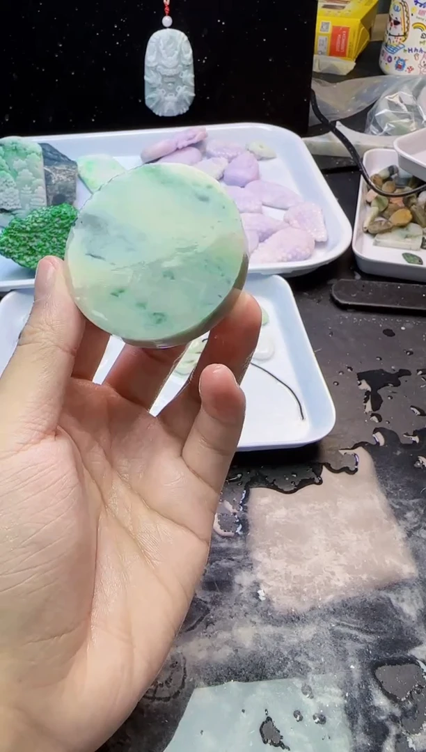 颈饰未镶嵌翡翠052天然A货翡翠