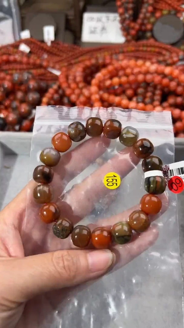 南红玛瑙手串未镶嵌12+
