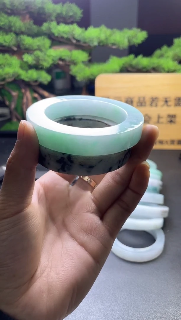 未镶嵌毛胚定制翡翠大*多样性发其一