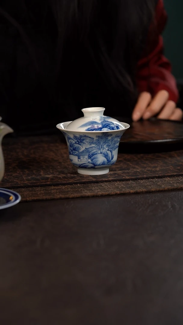 【闪购商品】杯HLX陶瓷青花手绘山水马蹄盖碗微瑕