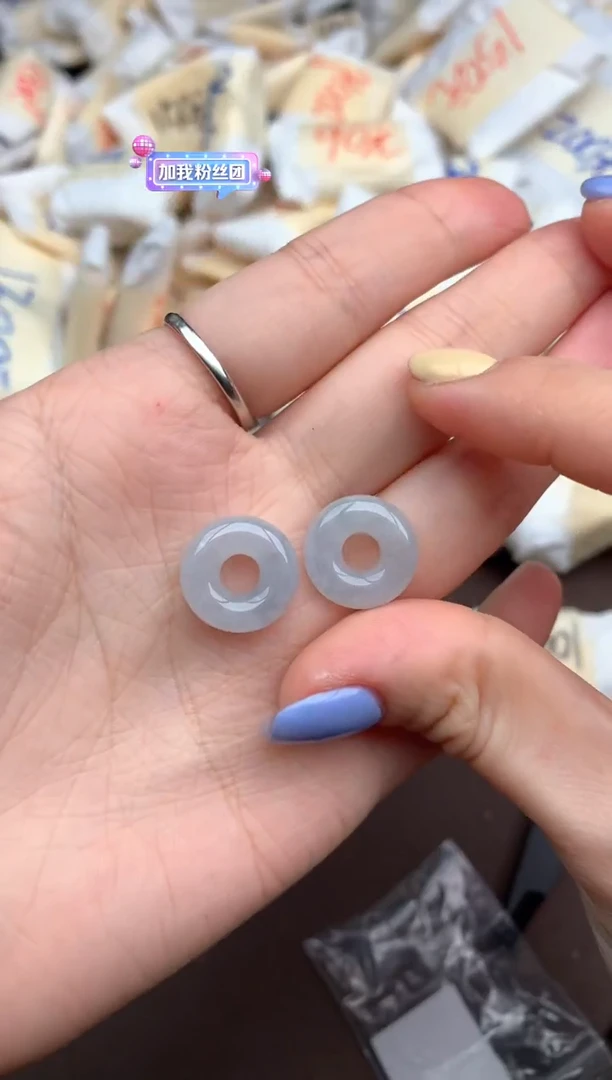 未镶嵌挂件翡翠一