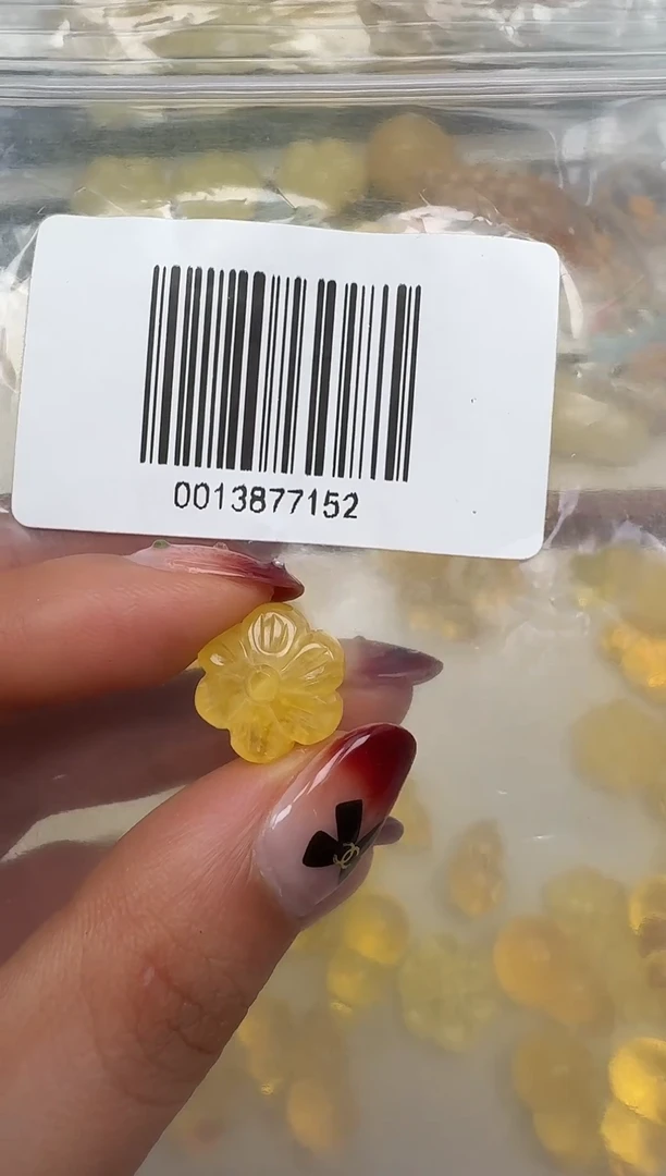 裸石琥珀未镶嵌如图