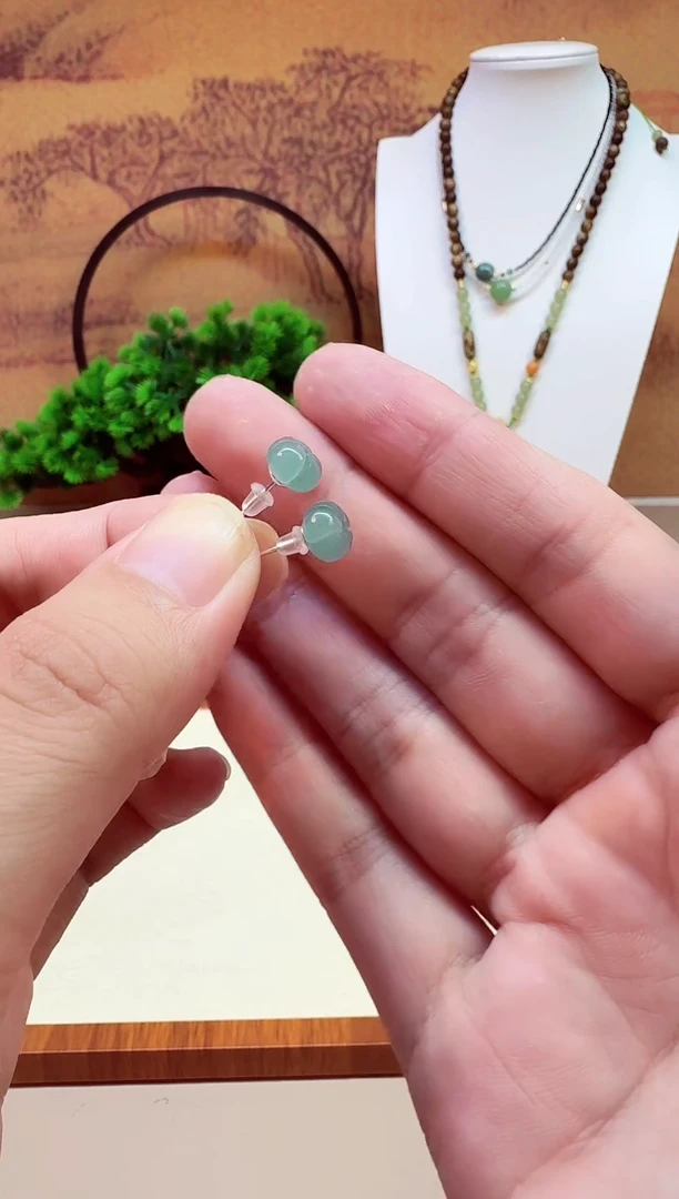 翡翠银S925镶嵌耳饰E183