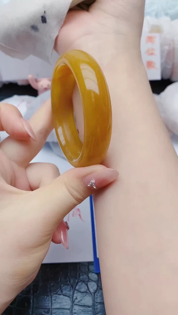 石英质玉手镯未镶嵌x17+52-53