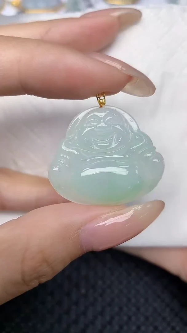 翡翠18K金镶嵌颈饰天然翡翠a货