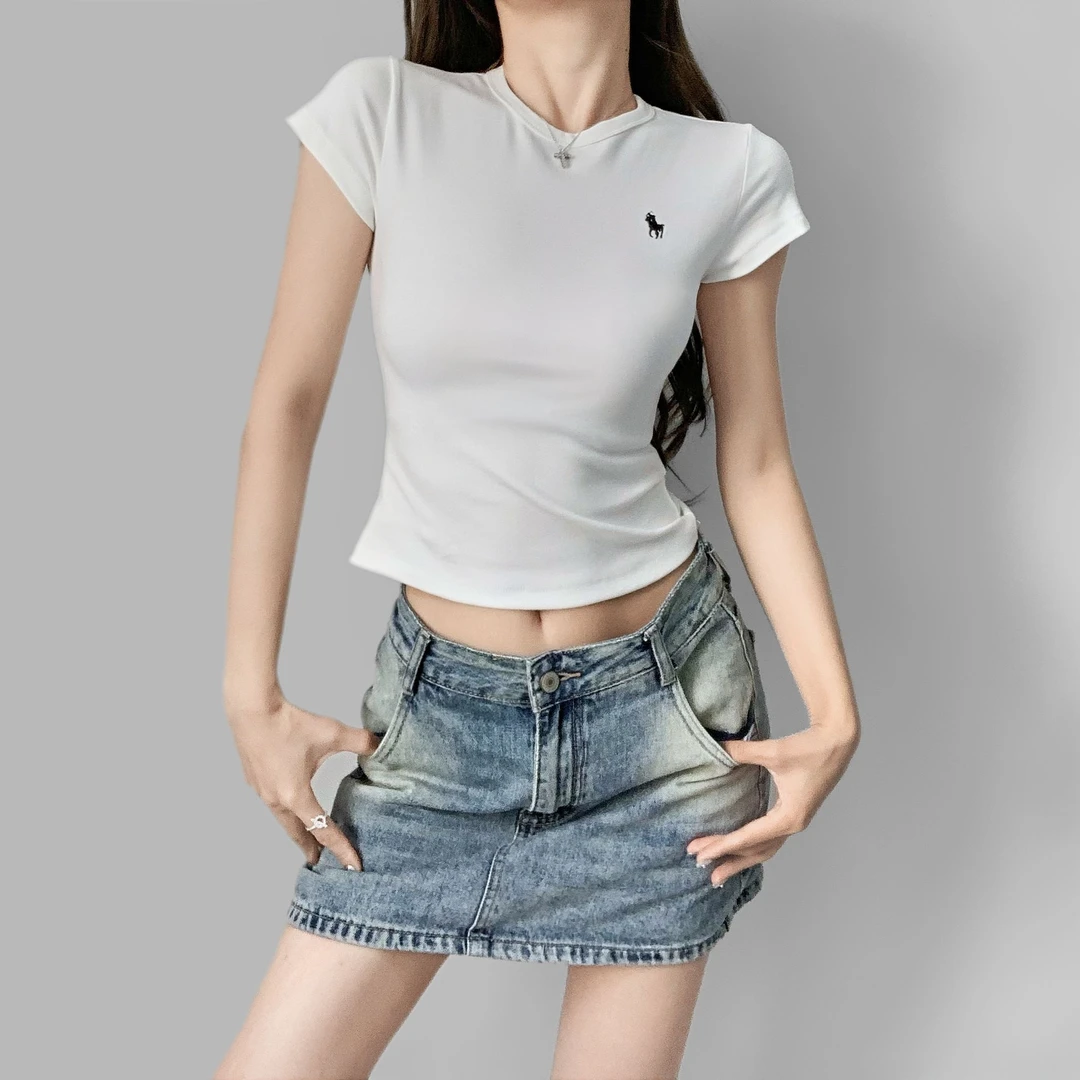 Beaunasloe刺绣修身正肩短袖T恤女2025夏季新款百搭显瘦短款上衣