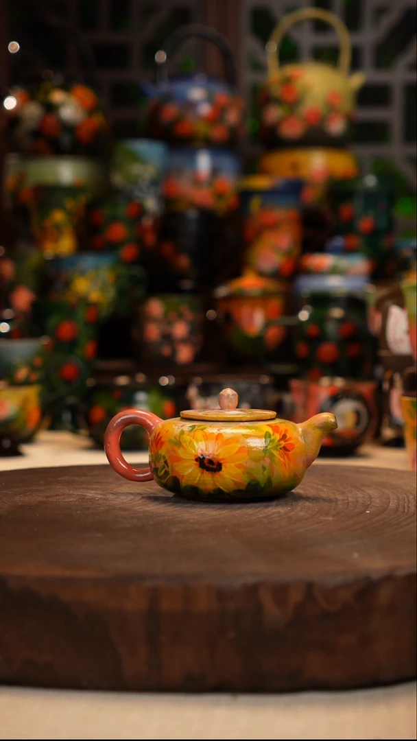 紫砂油画手绘釉下彩