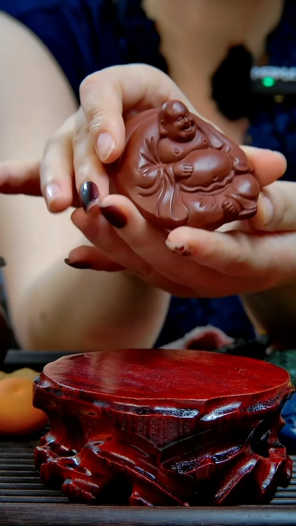 宜兴紫砂手工朱泥弥勒佛