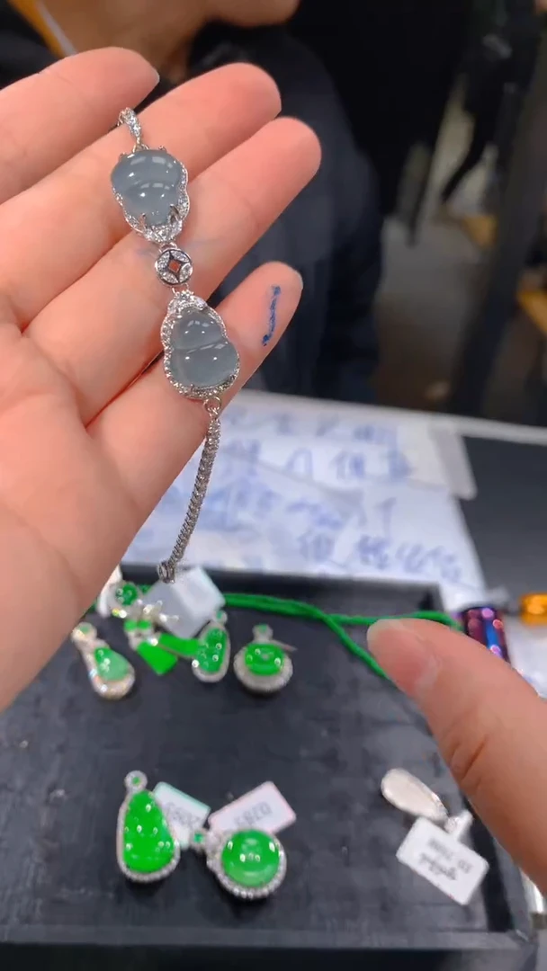 【闪购商品】定制翡翠未镶嵌87多样性发货（发其一）