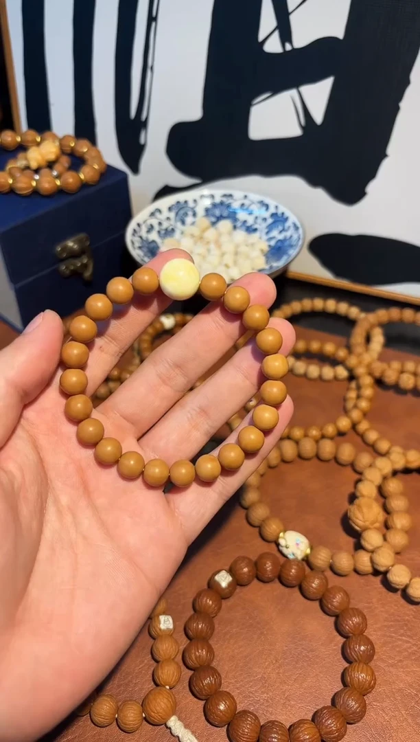 吊坠猴头核桃圆珠福利