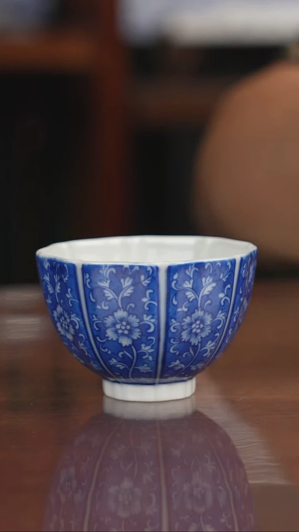 晓月窑青花异形主人杯