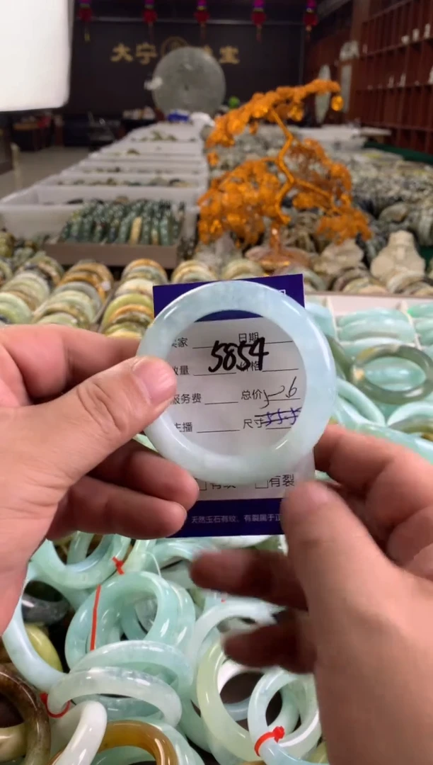 蛇纹石玉未镶嵌手镯5854