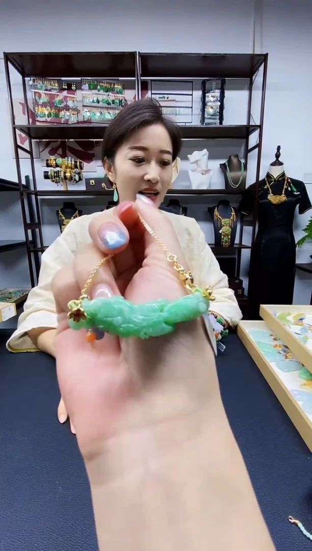 颈饰未镶嵌翡翠翡翠吊坠