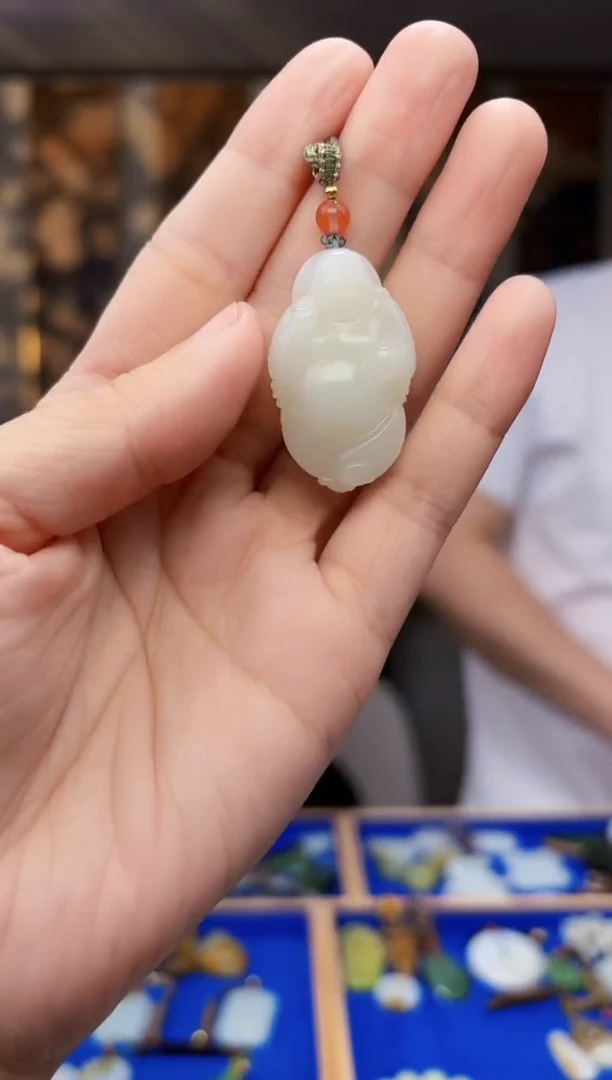 和田玉未镶嵌挂件拍一发一