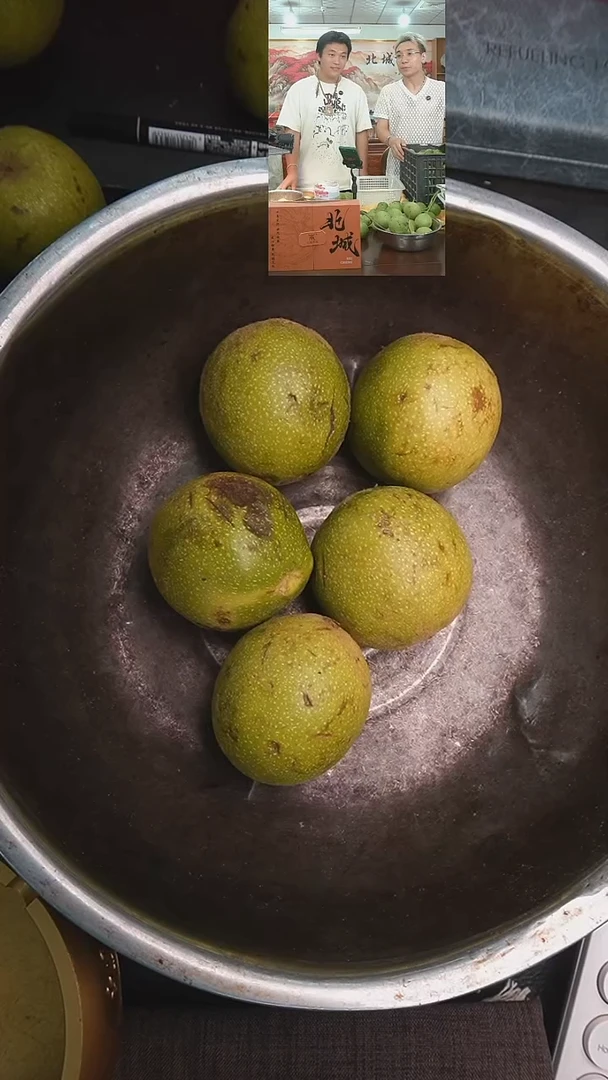 文玩核桃把件23号青皮盘山5个（售出不退不换）