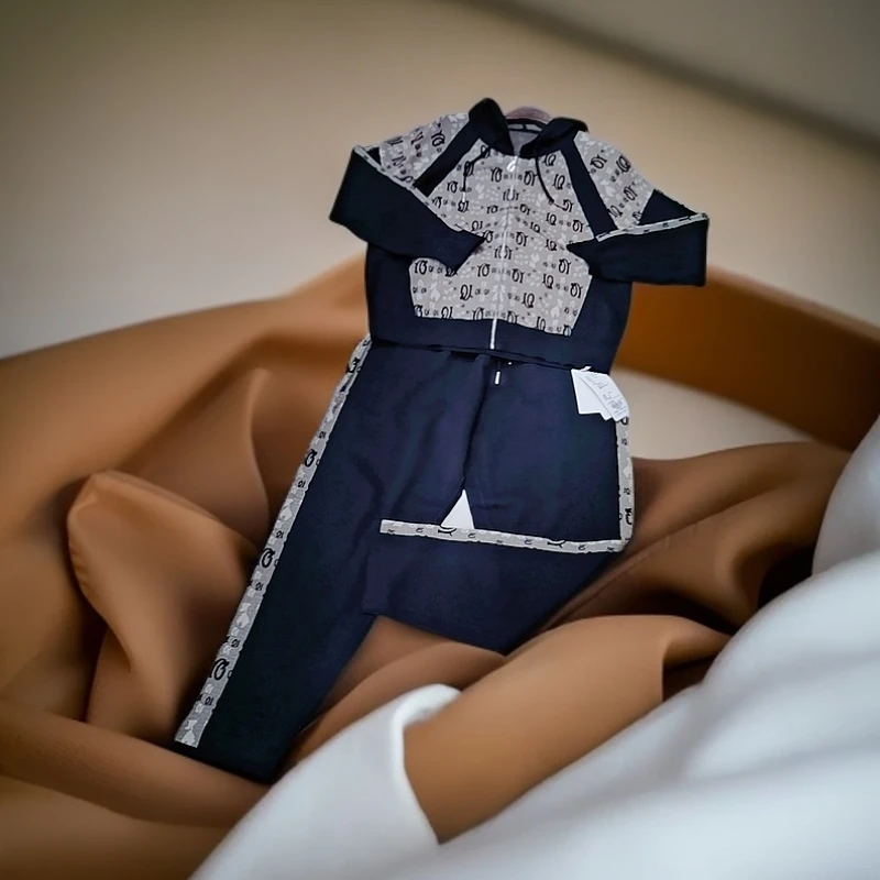 时尚休闲套装9231-1