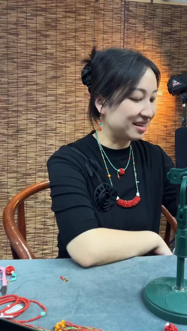 琥珀颈饰未镶嵌清*姐姐专属