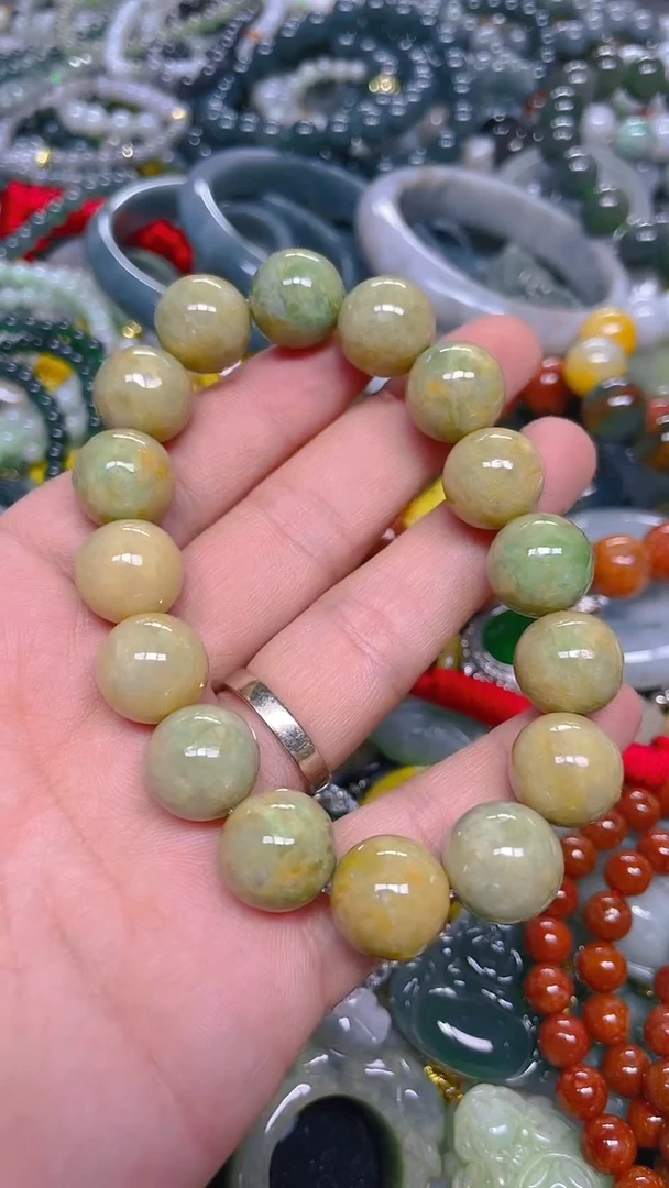 颈饰未镶嵌翡翠13MM/ R /翡翠A货，一件也是批发价