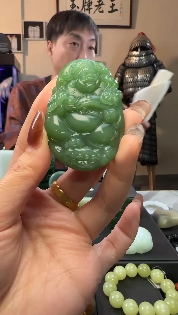 颈饰未镶嵌和田玉碧玉财神吊坠