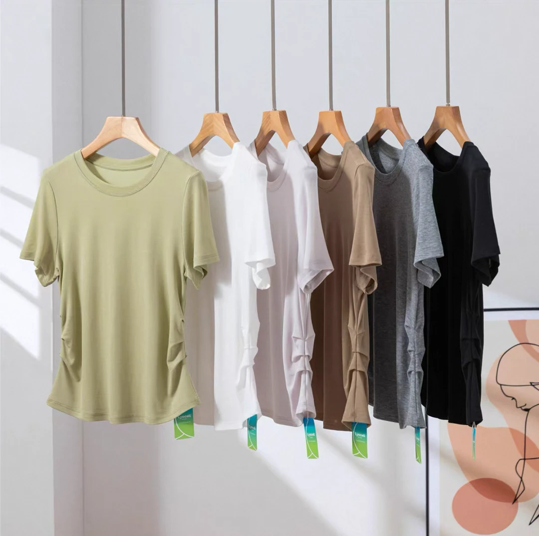 出东大门｜莱塞尔褶皱圆领短袖女士T恤舒适裸感透气92501时尚休闲