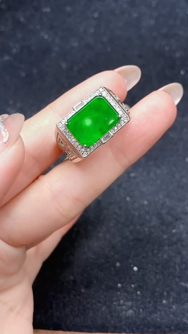 颈饰未镶嵌翡翠天然A货翡翠，保A保真