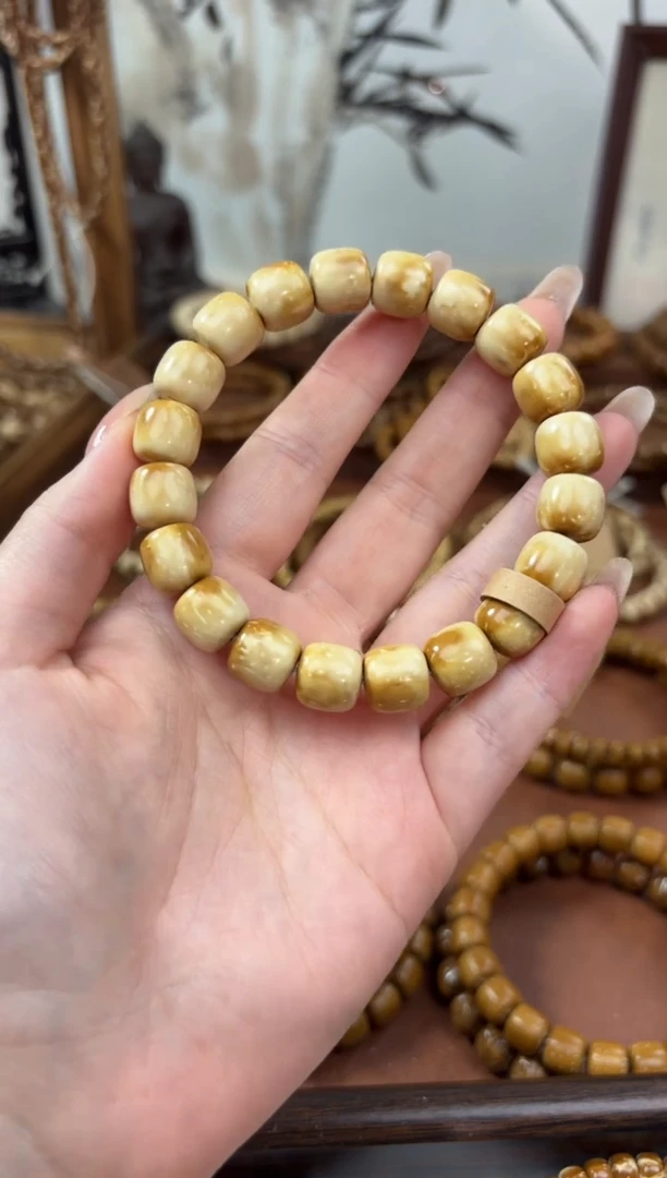 手串紫金鼠࿐****࿐10.9实心紫金鼠蛋黄酥老型