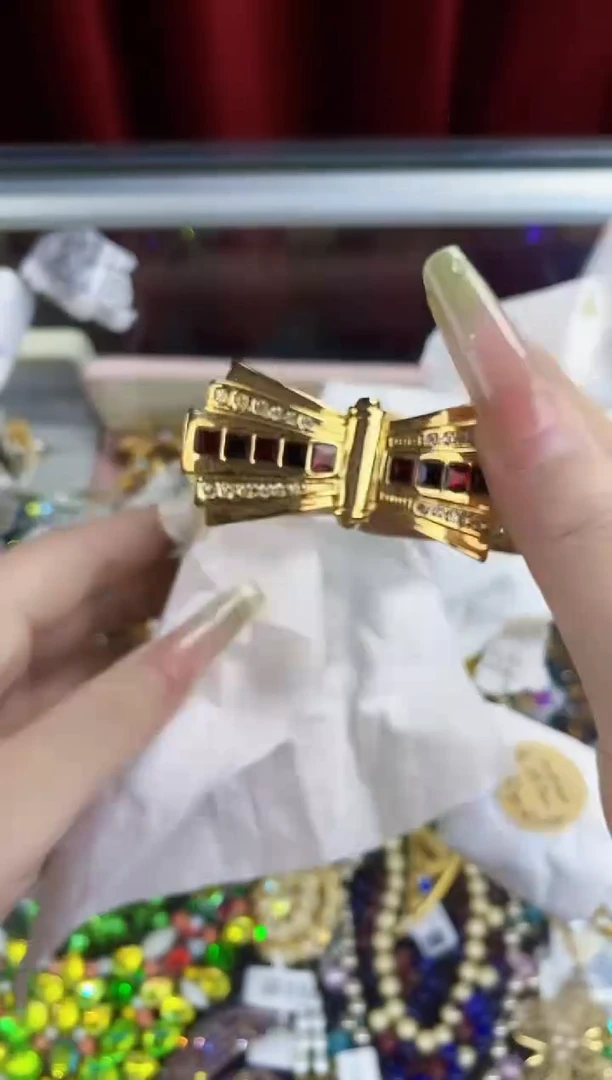 合金琉璃楚楚珠宝中古甄选不退换