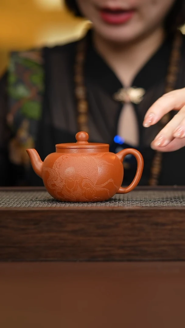 茶壶紫砂茶叶自然荒野白茶
