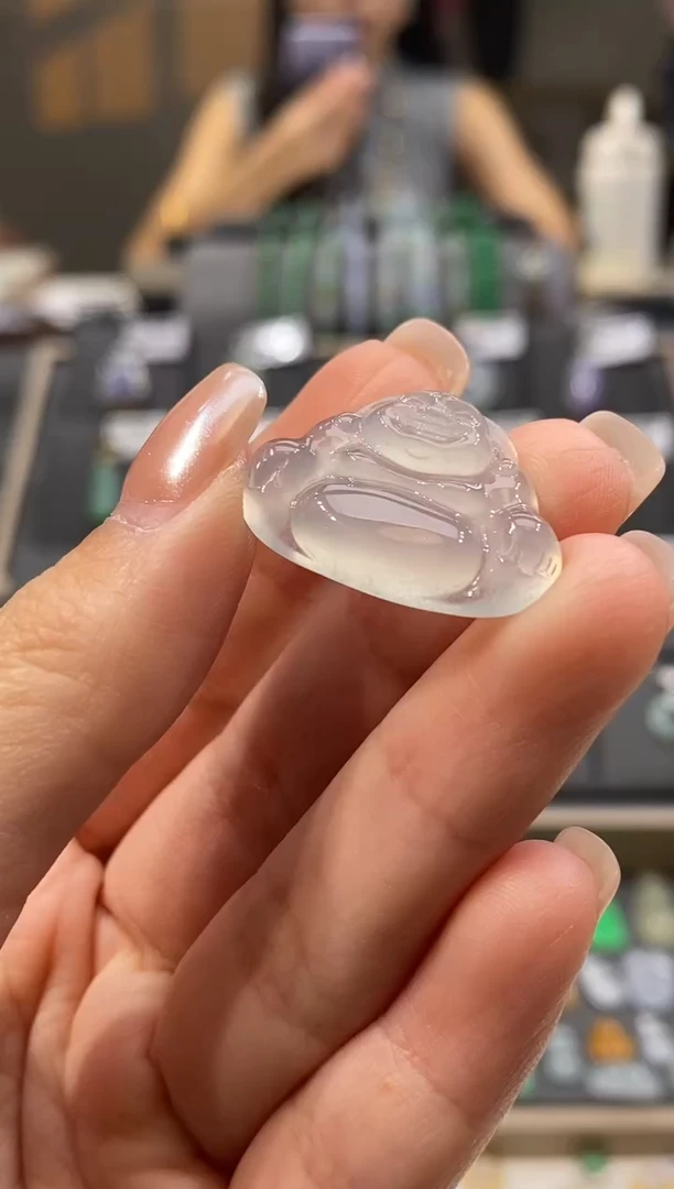 颈饰未镶嵌翡翠佛公