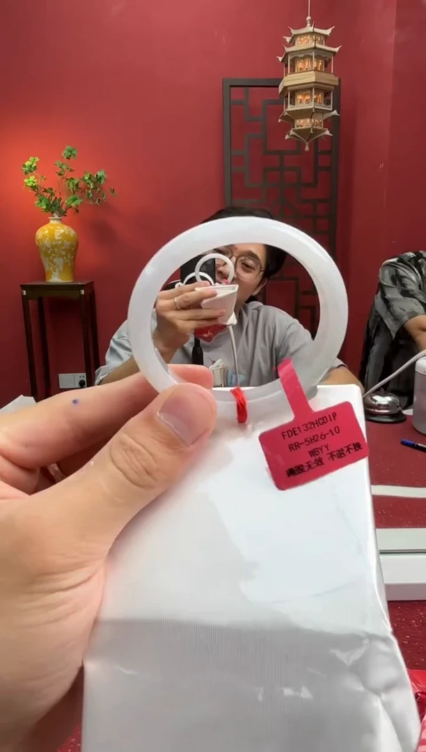 未镶嵌手镯（贵妃镯）翡翠翡翠手镯5