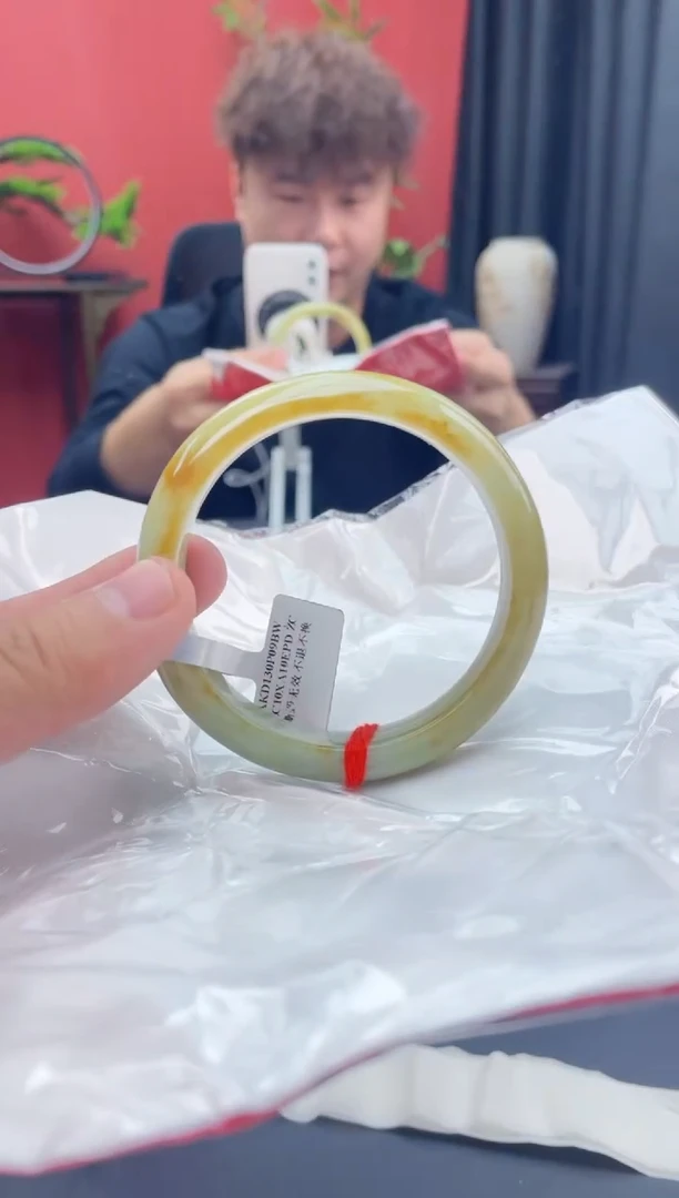 未镶嵌手镯翡翠10