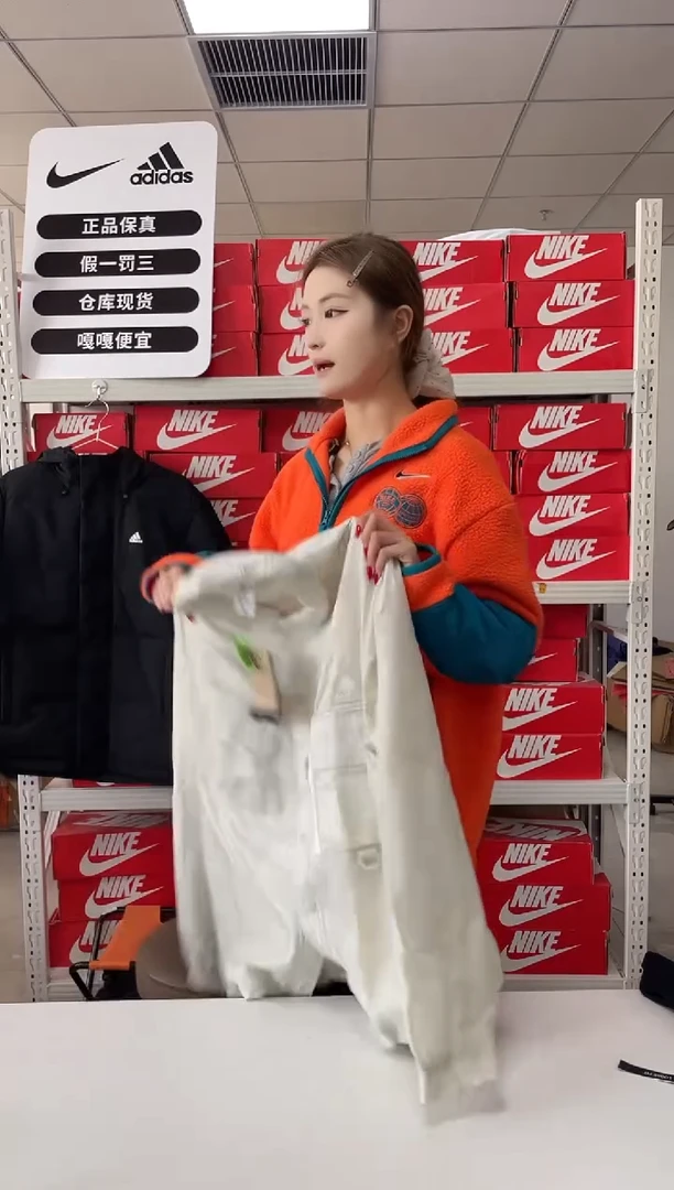 编码  尺码 m 胸围衣长  正品直播间过款