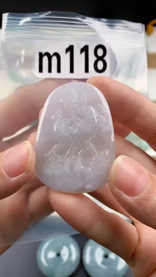 颈饰未镶嵌翡翠天然翡翠吊坠挂件