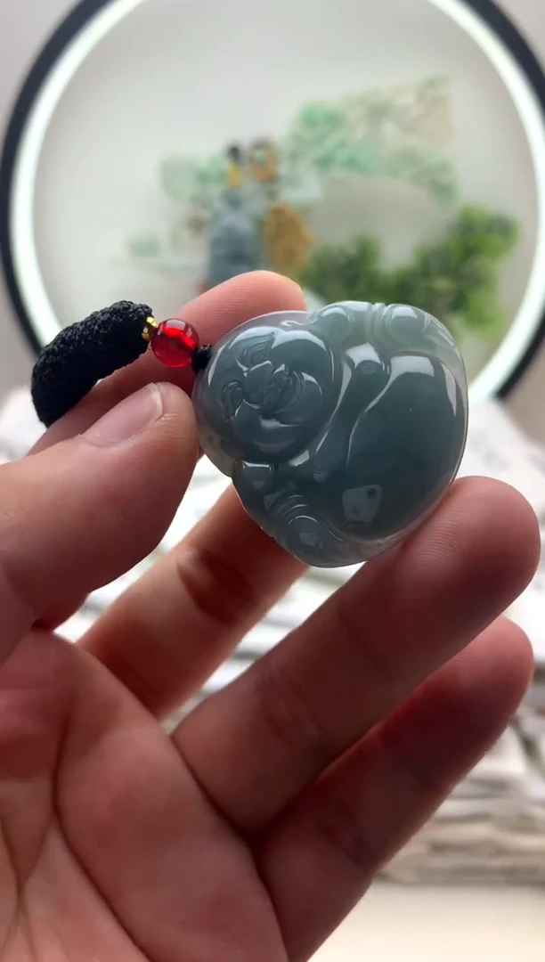 颈饰未镶嵌翡翠佛公