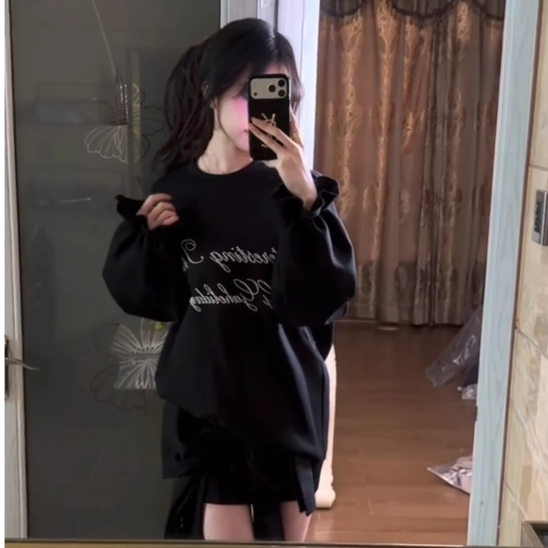 设计感甜酷风女荷叶边袖圆领刺绣卫衣高腰大蝴蝶结飘带短裙套装