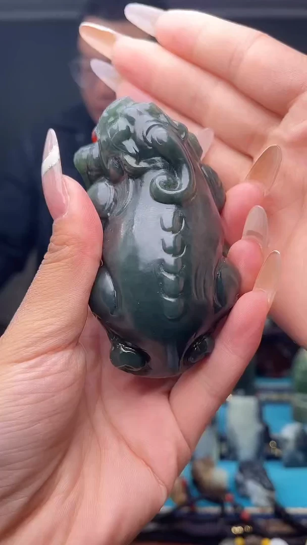 未镶嵌和田玉挂件1