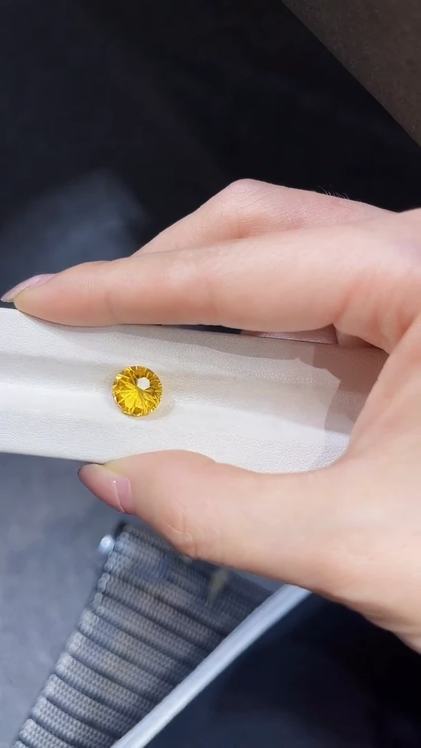 笔搁未镶嵌水晶裸石
