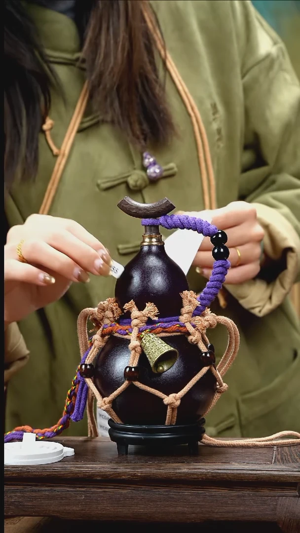 YC055复古网兜款天然酒葫芦（一物一拍）