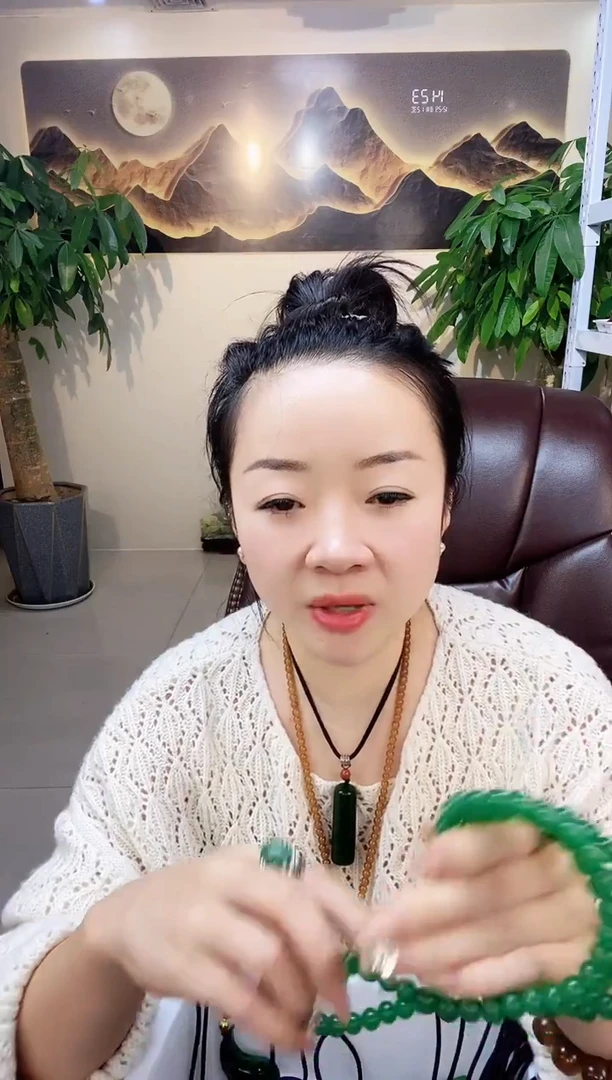 未镶嵌蛇纹石玉珠宝奇石多样性随机发一