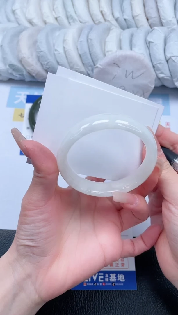 【闪购商品】和田玉手镯未镶嵌T127-56